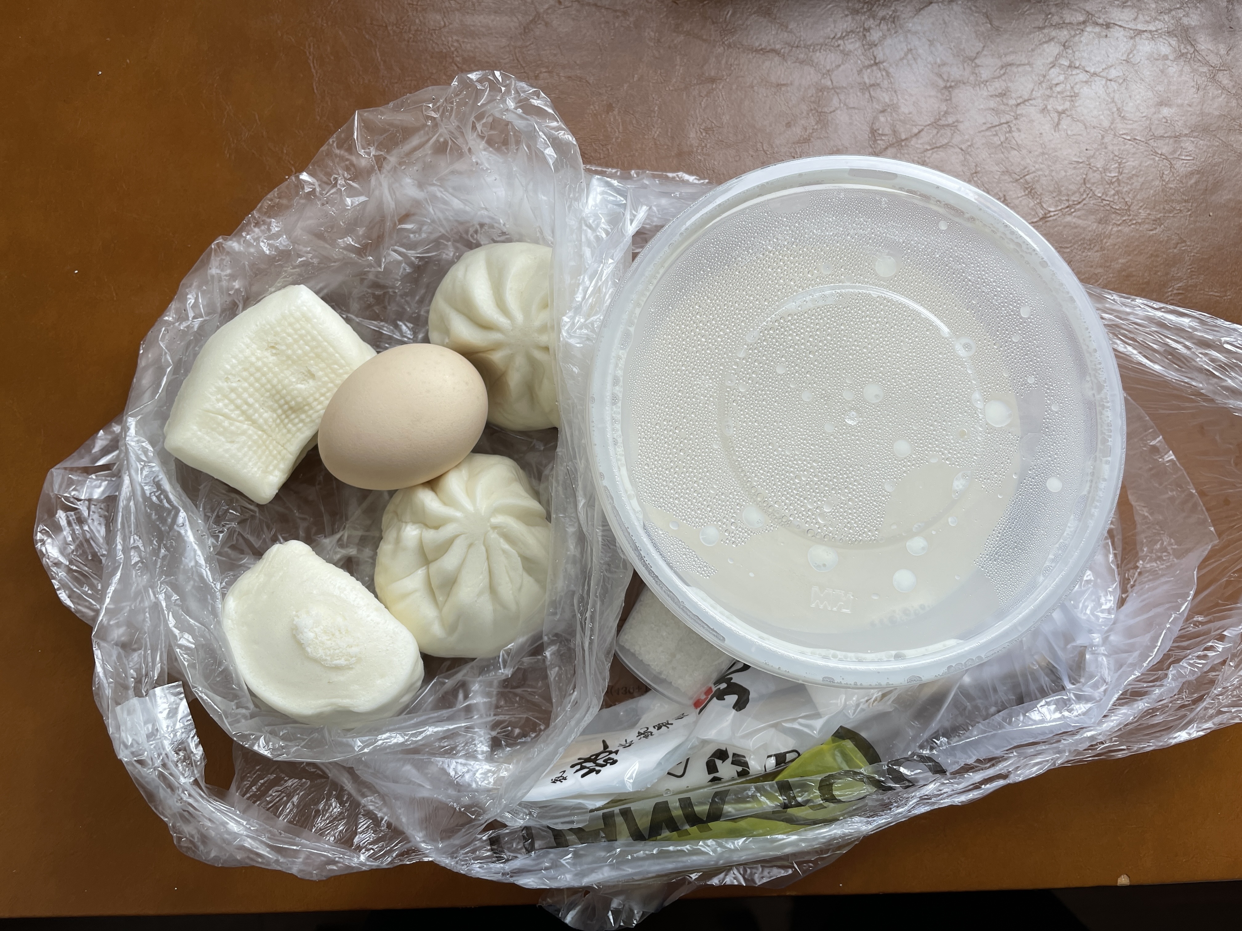 Quarantine meal — photograph 1